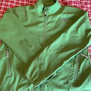 Women’s Large North Face Soft Shell Jacket